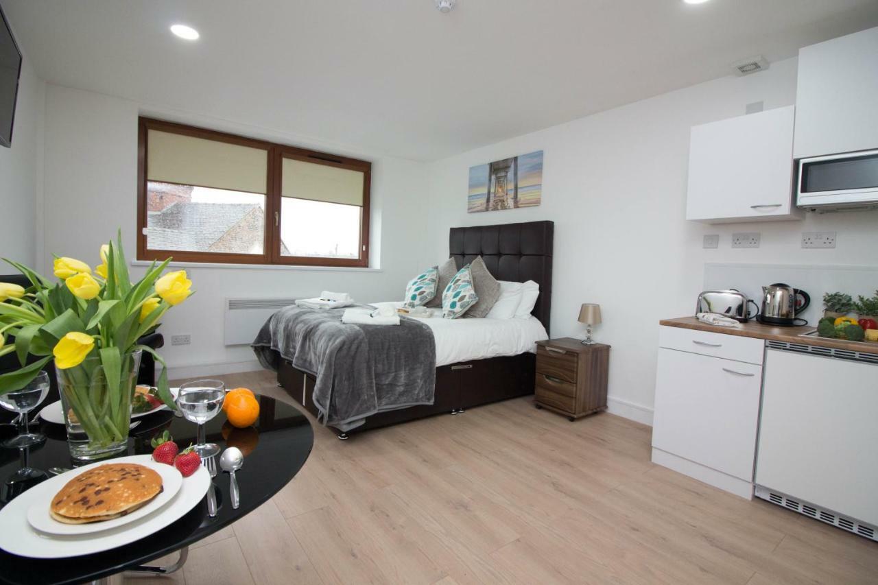 Trafalgar House Stoke-on-Trent Bagian luar foto