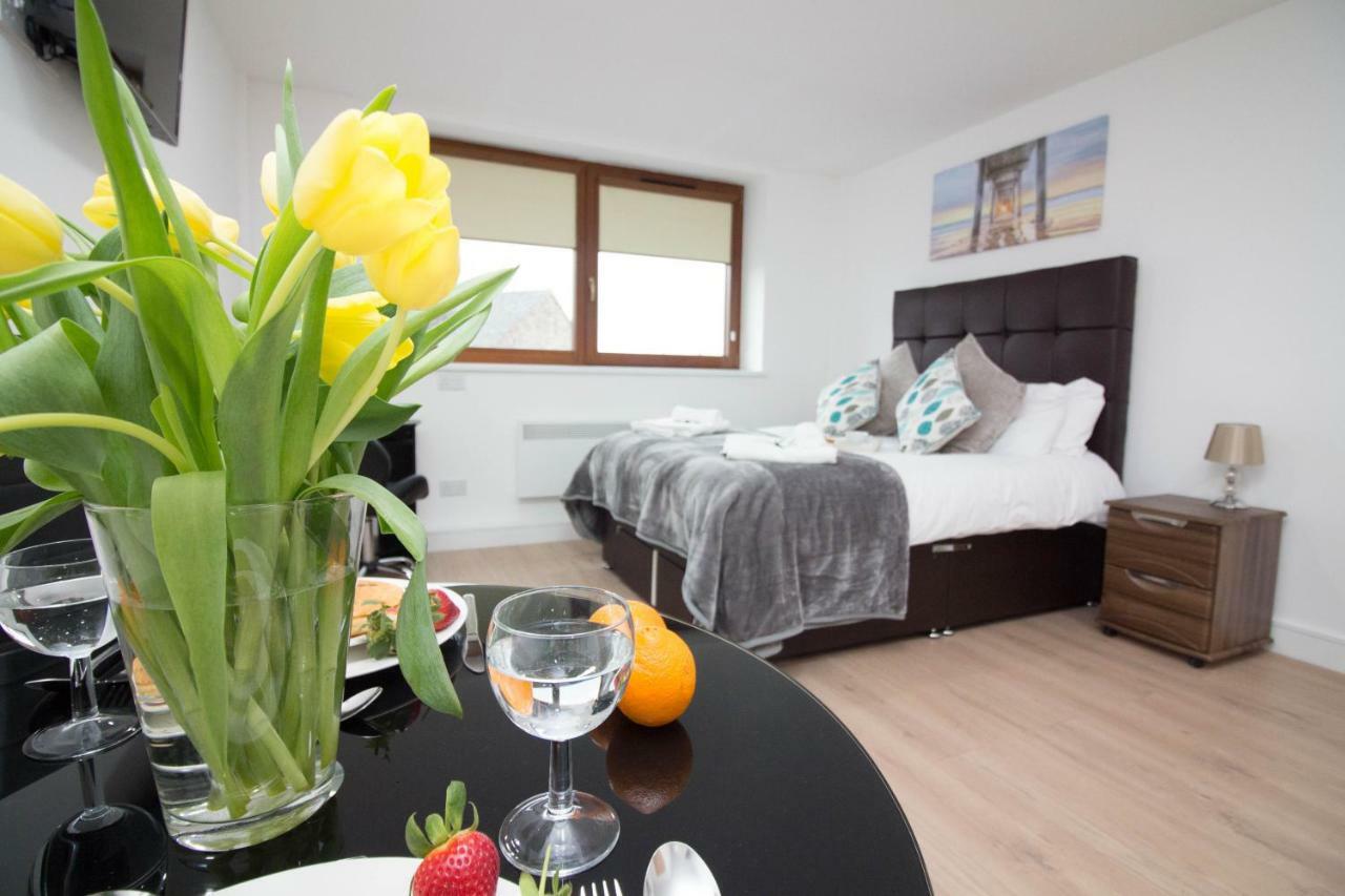 Trafalgar House Stoke-on-Trent Bagian luar foto