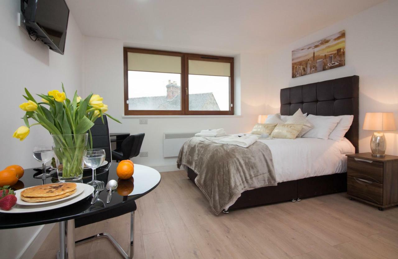 Trafalgar House Stoke-on-Trent Bagian luar foto